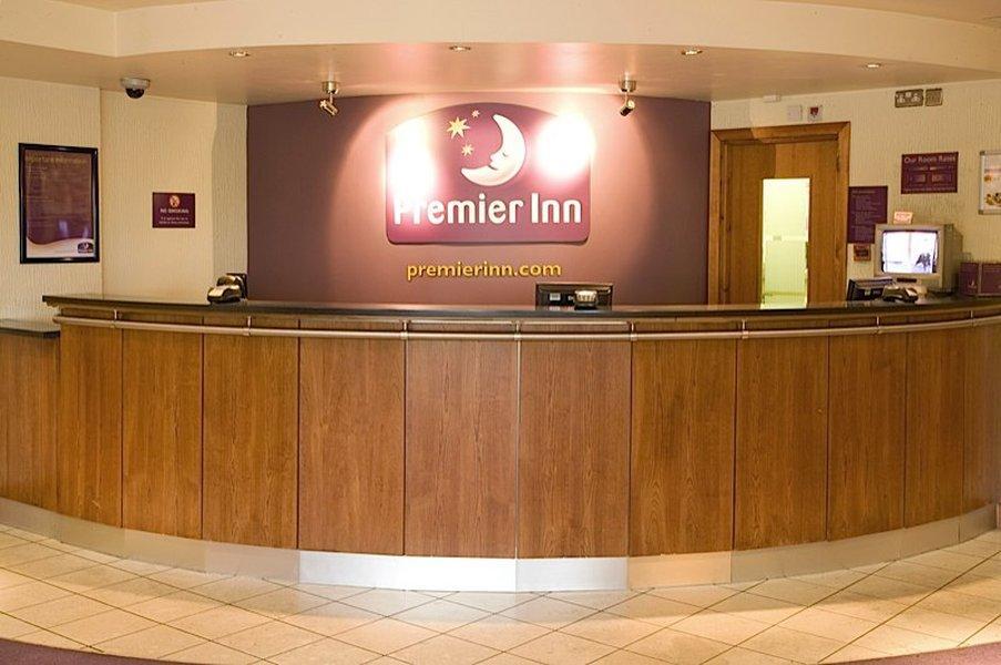 Premier Inn London Heathrow M4/J4 Hillingdon Eksteriør bilde