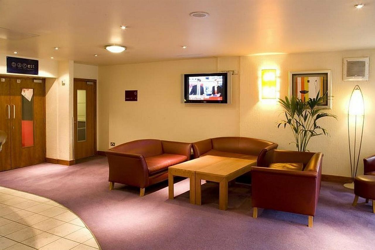 Premier Inn London Heathrow M4/J4 Hillingdon Eksteriør bilde